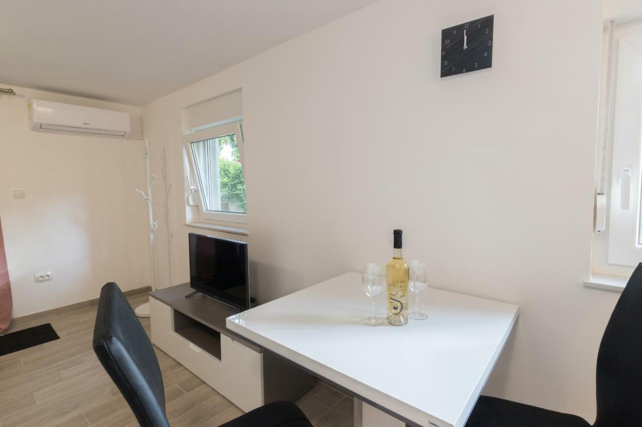Apartment Goran Задар Екстериор снимка